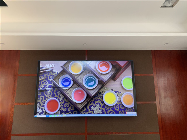 湖南耒陽經(jīng)濟(jì)開發(fā)產(chǎn)業(yè)園會議室55寸2x3+2x2