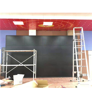 云南氣象局55寸3.5MM2x3機(jī)柜